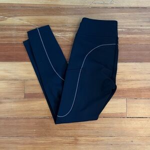 Outdoor Voices FrontKnit 7/8 legging